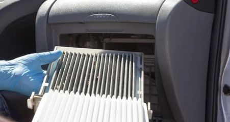 现代瑞纳空调滤清器位置详解与更换指南